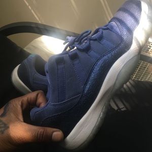 Jordan 11 low